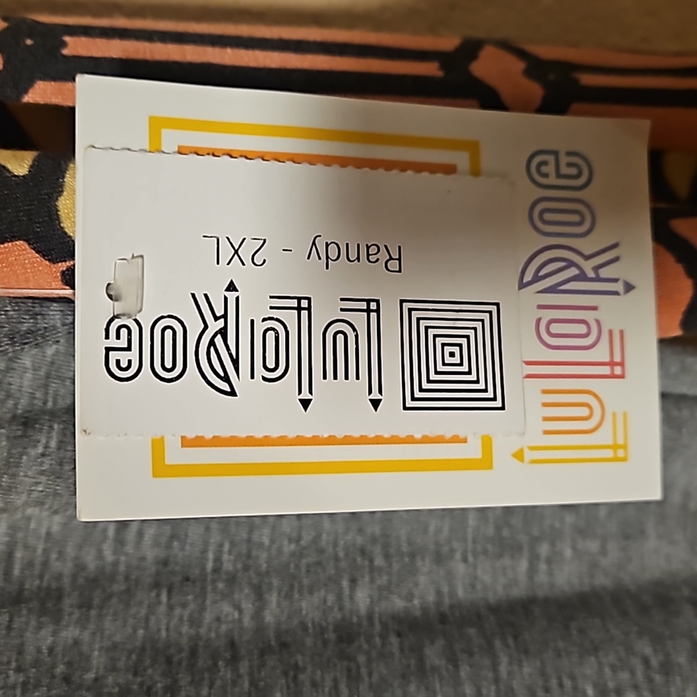 Lularoe Randy - Picture 4 of 4